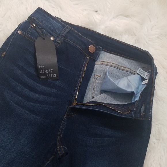 High Rise Jeans - Picture 3 of 3